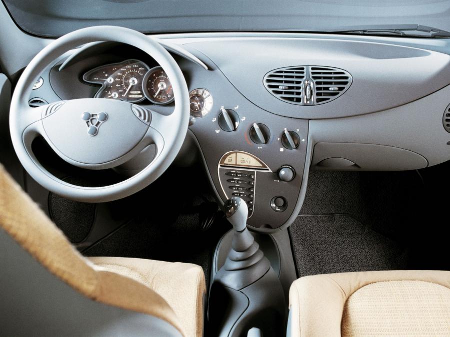  Porsche C88 Concept 1995 года  (фото 2 из 2)